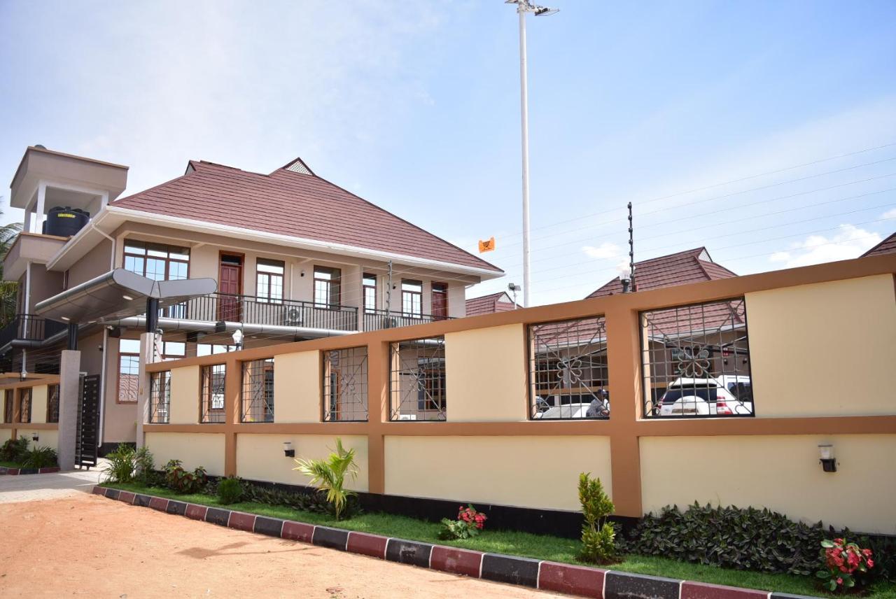 Hancol Hotel Dodoma Bagian luar foto