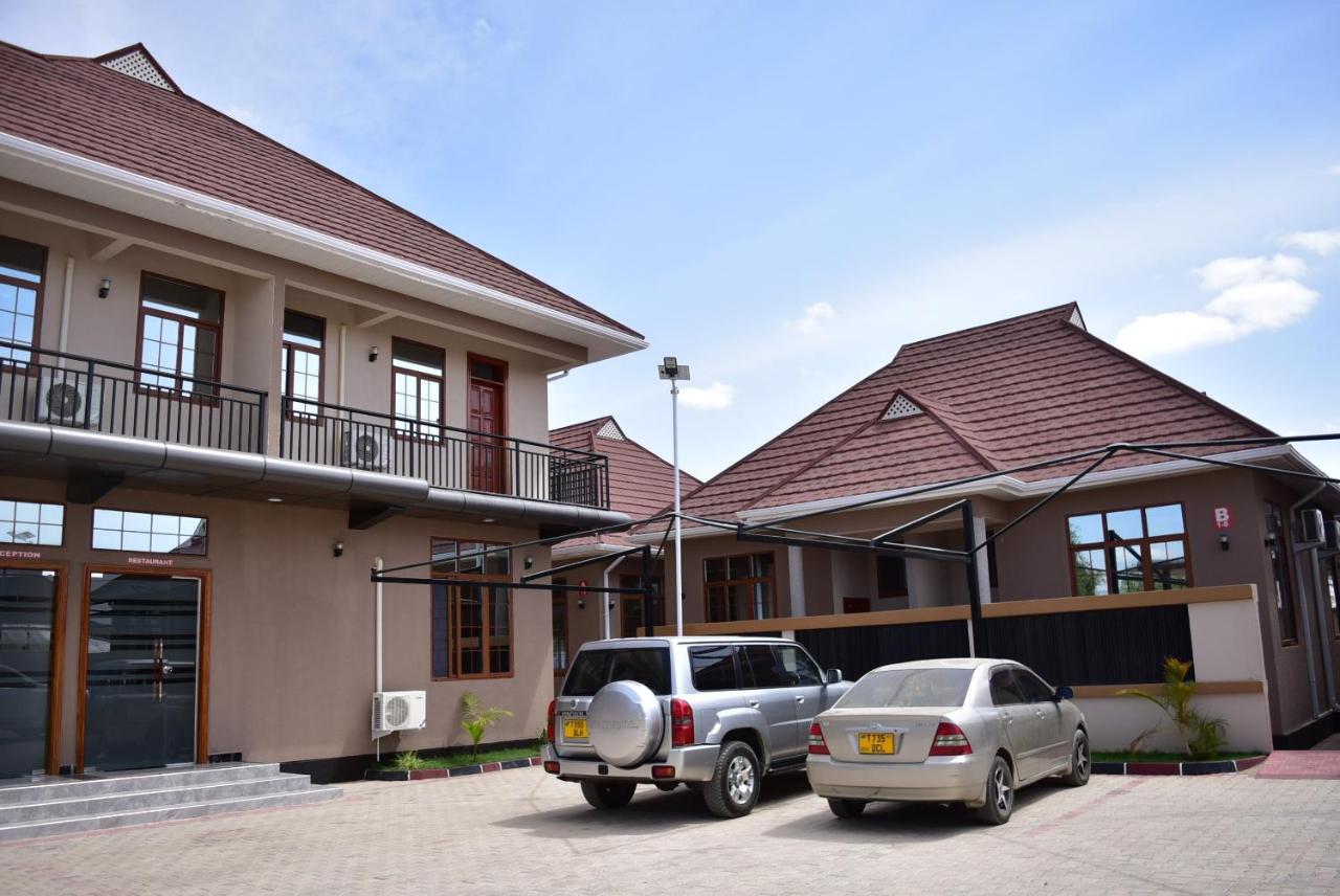 Hancol Hotel Dodoma Bagian luar foto